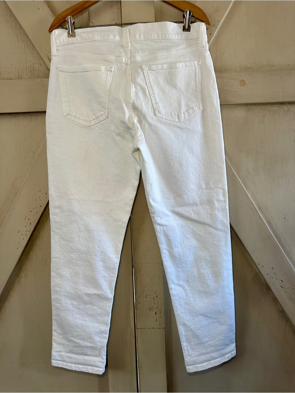 GAP Girlfriend Mid Rise White Jeans Size 29 Regular Cropped Slim Denim - Picture 5 of 7